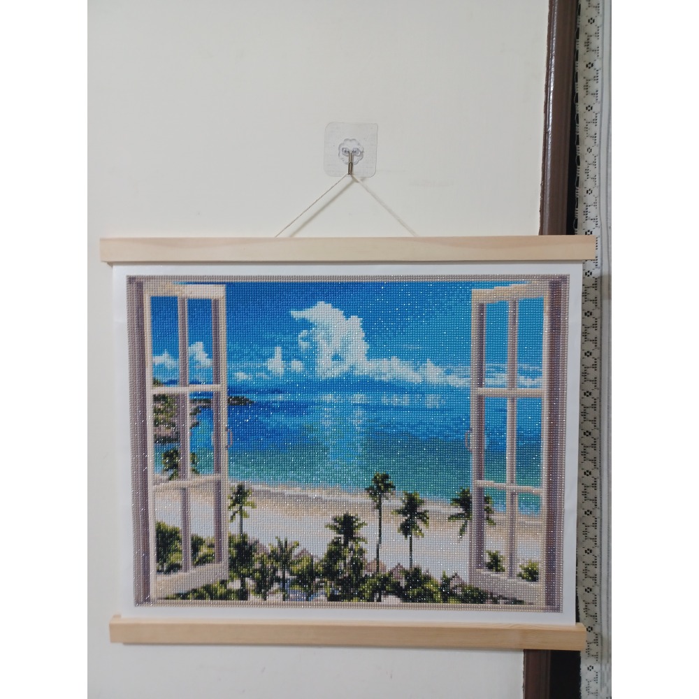|手作鑽石畫完成品| 一坪的海岸線，窗外的湛藍海岸（附木質掛軸）-細節圖4
