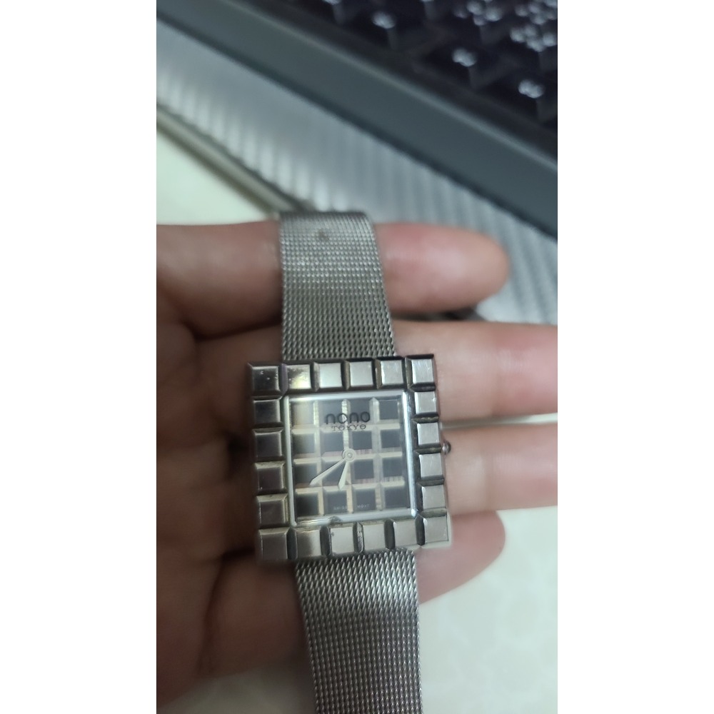 Nono銀色方塊男女經典蝴蝶釦手錶-細節圖2