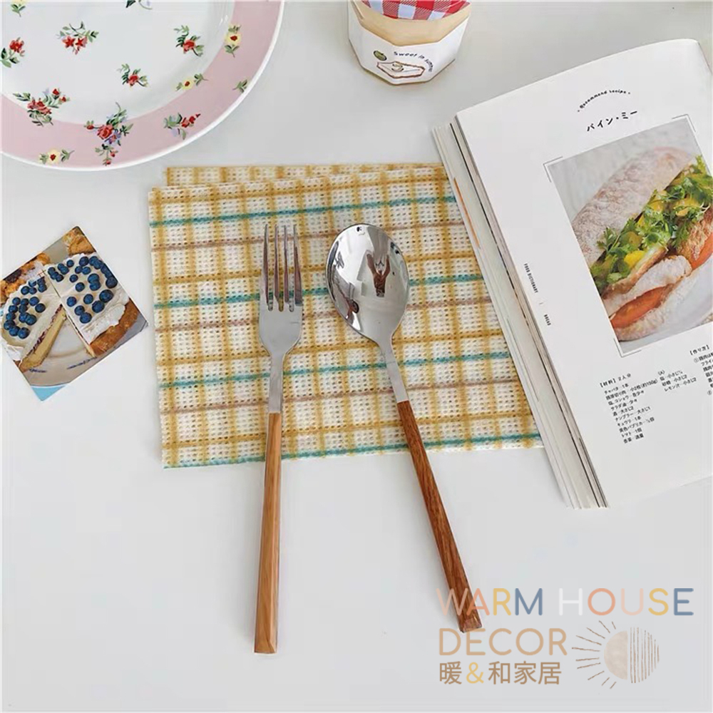 【暖&和家居】台灣現貨 韓系ins木質餐具 304不鏽鋼餐具 刀叉 刀子 叉子 湯匙 餐具 餐具組 西餐餐具 仿木柄不銹-細節圖7