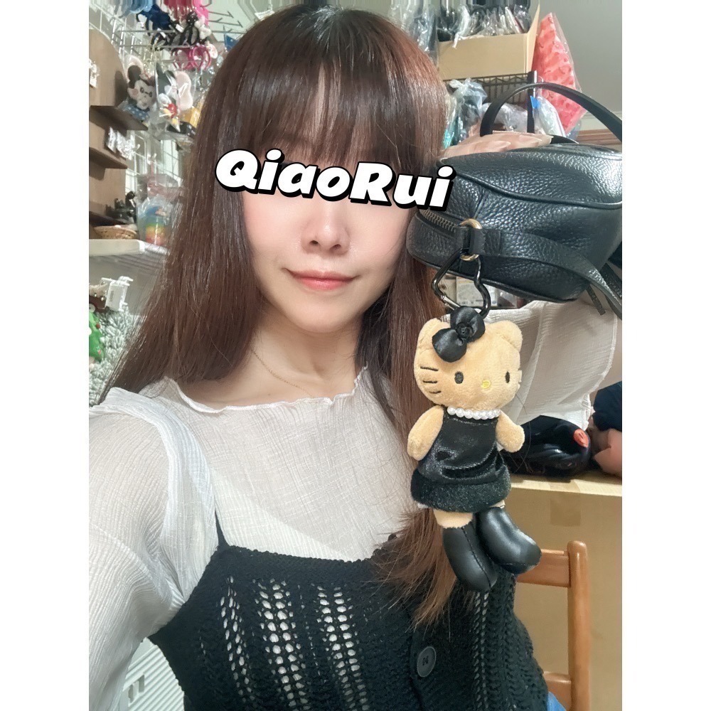 現貨 日本 三麗鷗 Sanrio 豹紋 黑皮 曬黑 kitty 長腿 愛心扣環 娃娃吊飾-細節圖2