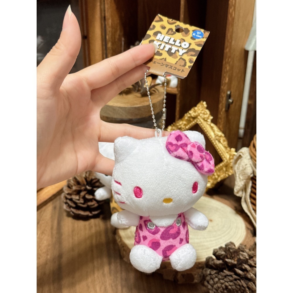 現貨 日本 sanrio 三麗鷗 豹紋 kitty 娃娃吊飾 全黑 灰豹紋 粉豹紋 紫豹紋-細節圖3