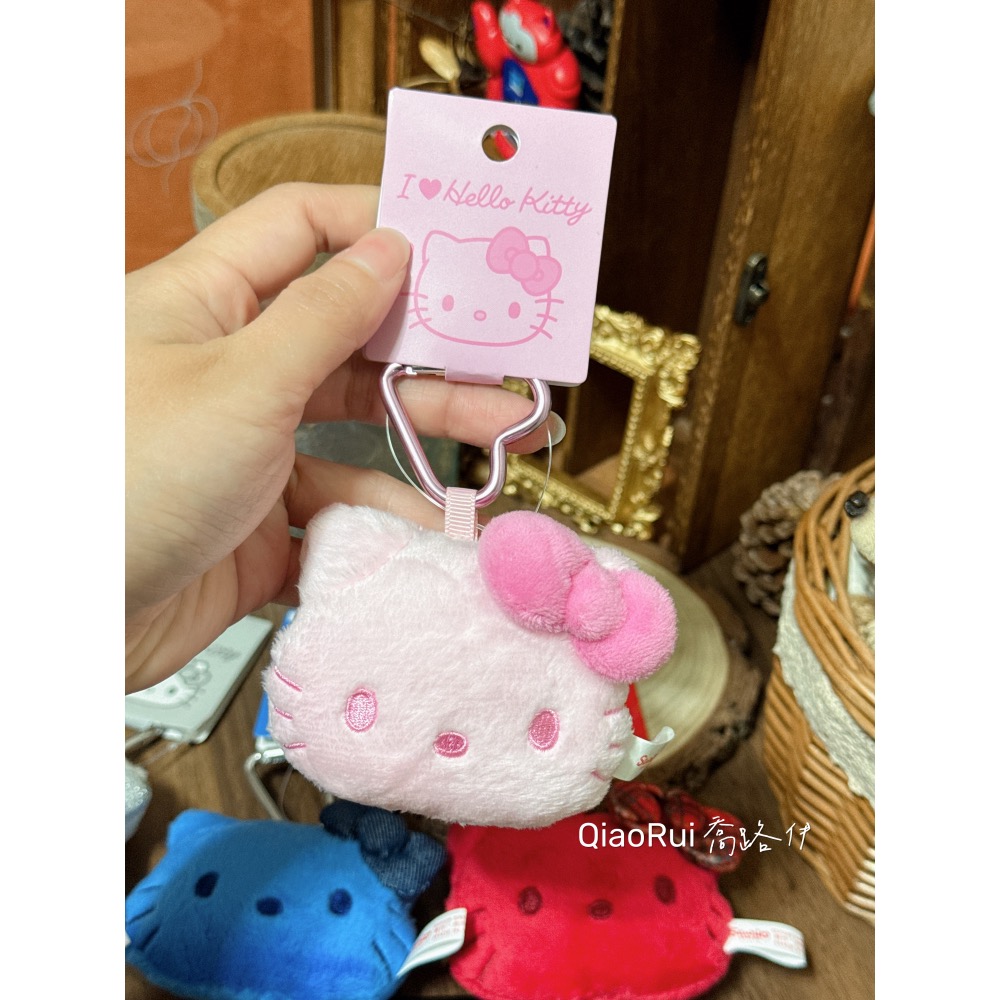 現貨 日本 Sanrio 三麗鷗 絨毛 kitty 大頭 愛心扣環 吊飾-規格圖6