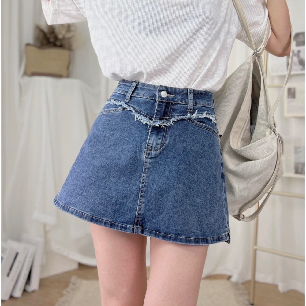 [H lovely]A字牛仔短裙-美式甜辣 最愛廠商 牛仔裙 短裙 裙子 丹寧 半身裙 OOTD INS-細節圖3