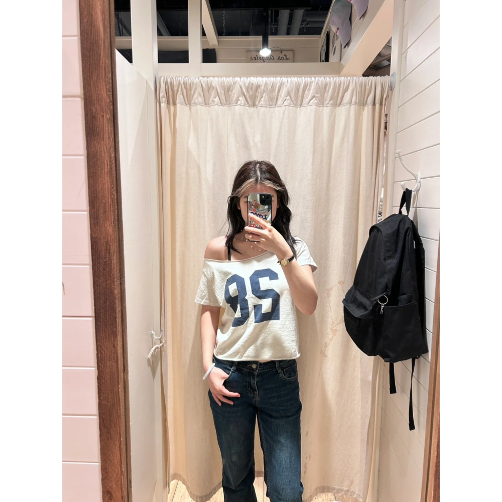 【BM】Robyn 28 Top 美式斜肩捲邊短袖-細節圖2