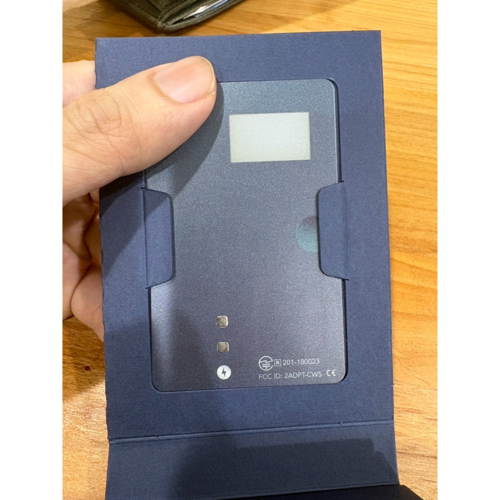 CoolWallet Pro 冷錢包 加密貨幣 9.9新 有拆封過 虛擬貨幣  區塊鏈 加密-細節圖5