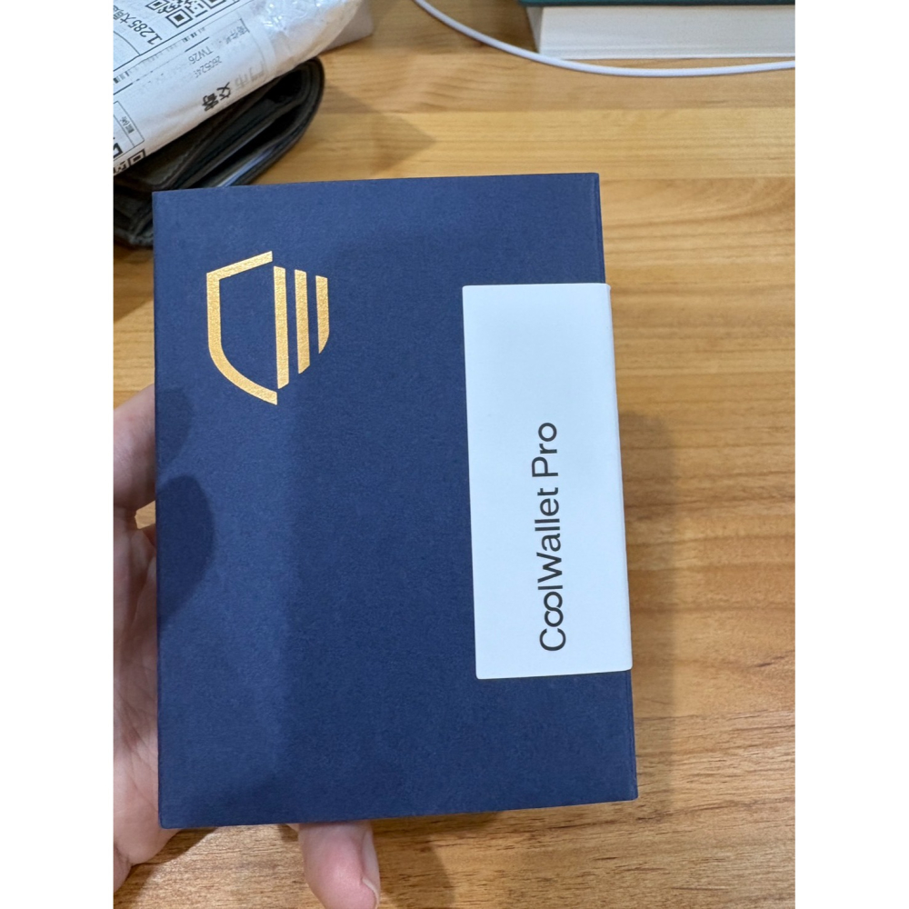 【福利品賠本賣】CoolWallet Pro 庫幣科技 頂級冷錢包 (遇惡意退貨/封條已破/內裝全新)-細節圖4