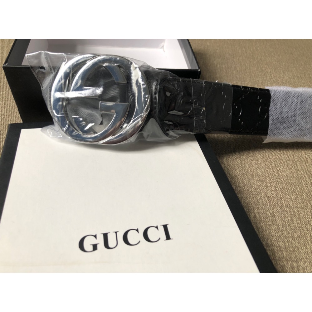 GUCCI-411924 經典GG壓紋銀釦牛皮腰帶/皮帶(黑)全新未使用-細節圖4