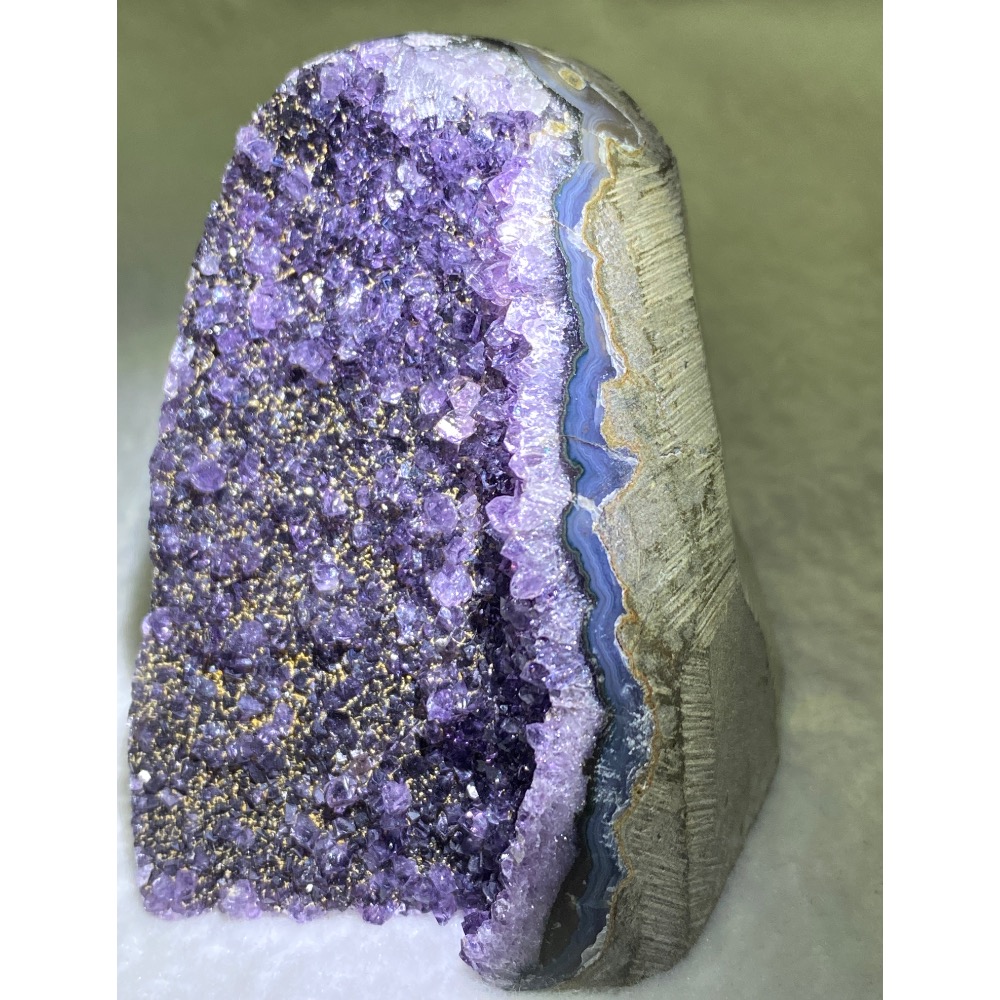 異象晶鎮 辦公室招貴人納福小物 黑底紫牙黃金沙共生礦-細節圖2