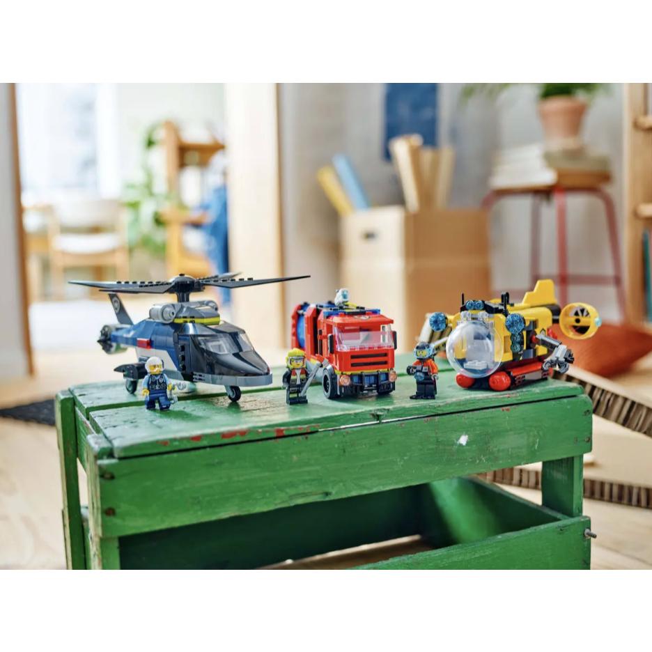 【樂高玩家】LEGO 60462 直升機、消防車和潛水艇套裝-City系列-細節圖8