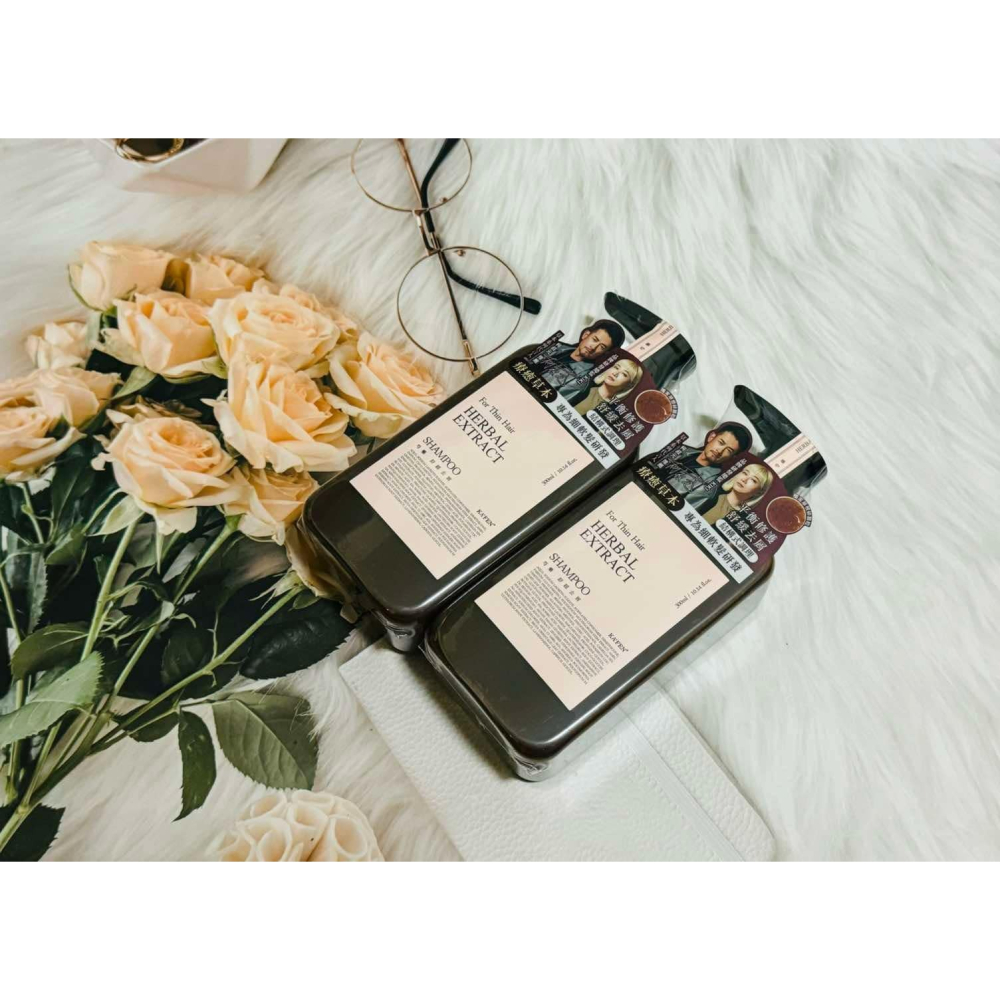 小氣敗家女❤️卡氛 KA’FEN 草本 芍藥舒緩頭皮 洗髮精 草本洗髮精 加大版 300ML  800ML 加大版本-細節圖4