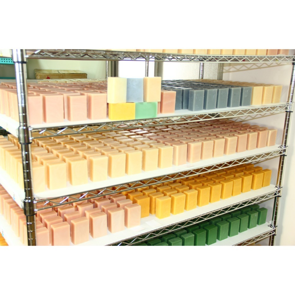 哈比農夫 台灣牛樟精華皂 手工皂 老皂 幼兒童適用 溫和 清潔 身體 臉部-細節圖2