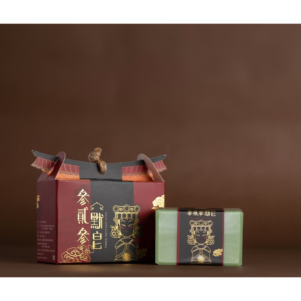 哈比農夫 台灣牛樟精華皂 手工皂 老皂 幼兒童適用 溫和 清潔 身體 臉部-細節圖5