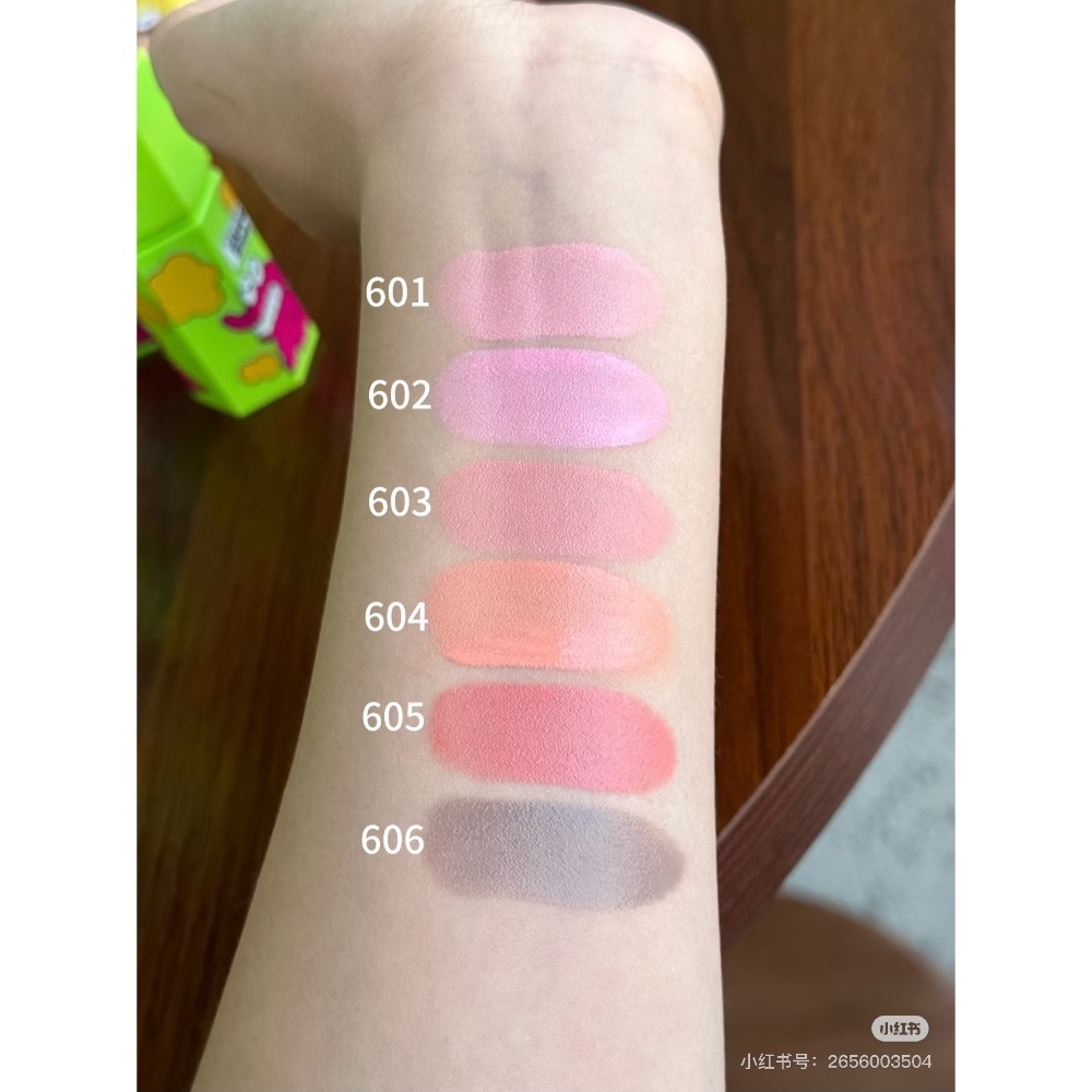 【新品預購】JILL LEEN 蠟筆小新 聯名款 腮紅液 腮紅泥 腮紅膏 膨脹收縮氛圍 提亮修容 自然提升氣色-細節圖4