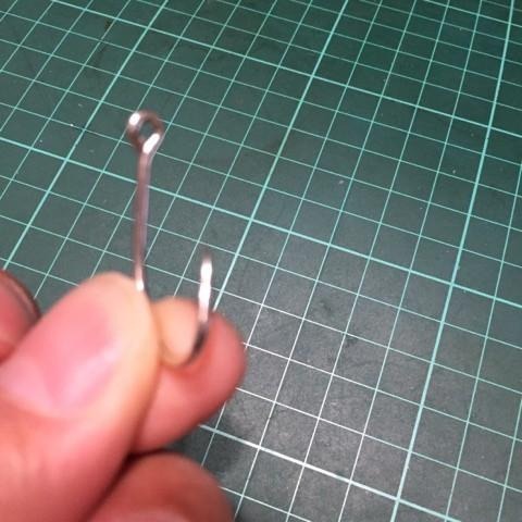 高碳鋼銀亞斜嘴深海管付鉤15/16/17/18/19/20號 (100根 小包)-細節圖3