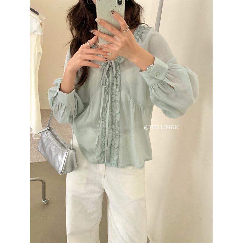 𝐑𝐈𝐂𝐇｜現貨+預購♡ 𝗧𝗛𝗘 𝗟𝗜𝗠𝗢𝗡🍋甜美木耳邊綁帶襯衫上衣｜春夏薄款氣質罩衫-細節圖5
