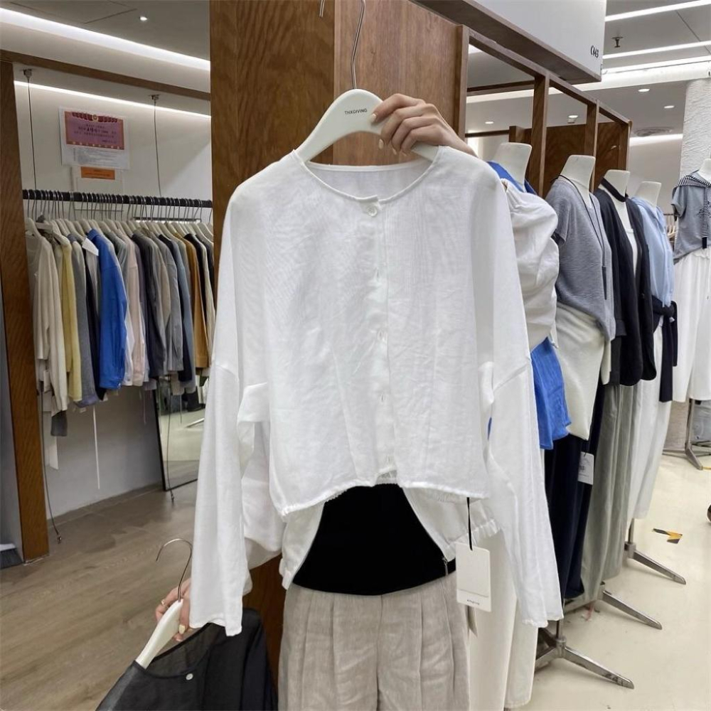 𝐑𝐈𝐂𝐇｜現貨*文藝風輕薄透膚防曬罩衫-細節圖9