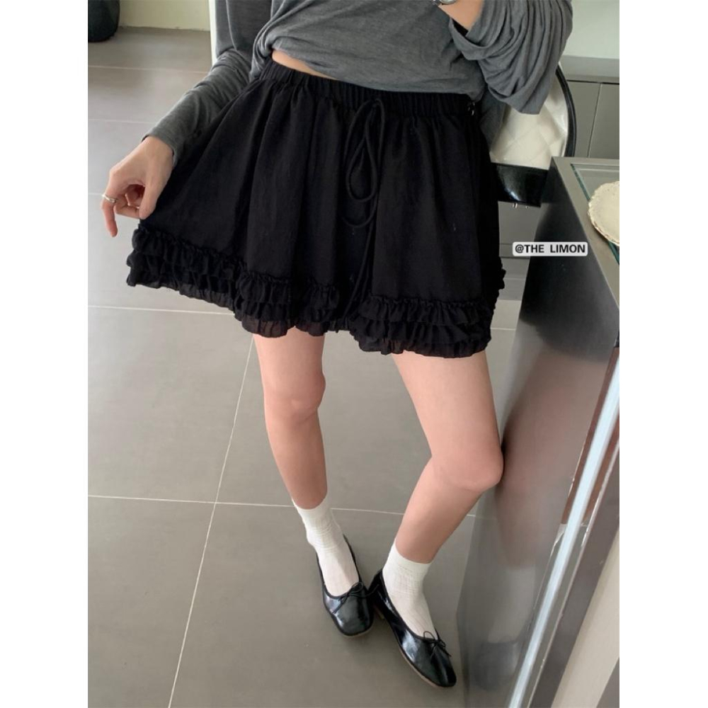 𝐑𝐈𝐂𝐇｜現貨+預購𝗧𝗛𝗘 𝗟𝗜𝗠𝗢𝗡🍋百搭王♡木耳邊綁帶甜美減齡顯瘦短裙-細節圖3