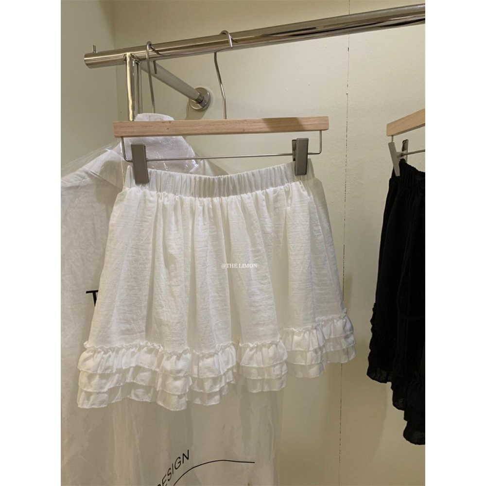 𝐑𝐈𝐂𝐇｜現貨+預購𝗧𝗛𝗘 𝗟𝗜𝗠𝗢𝗡🍋百搭王♡木耳邊綁帶甜美減齡顯瘦短裙-細節圖9