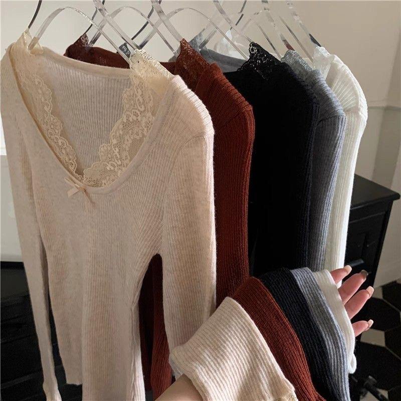 𝐑𝐈𝐂𝐇｜純慾風蕾絲拼接內磨毛打底上衣♡現貨-細節圖2