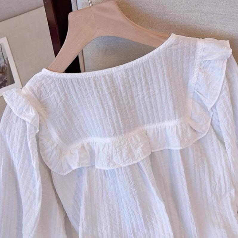 𝐑𝐈𝐂𝐇｜現貨🔥寬鬆木耳邊夏天輕薄v領上衣-細節圖4