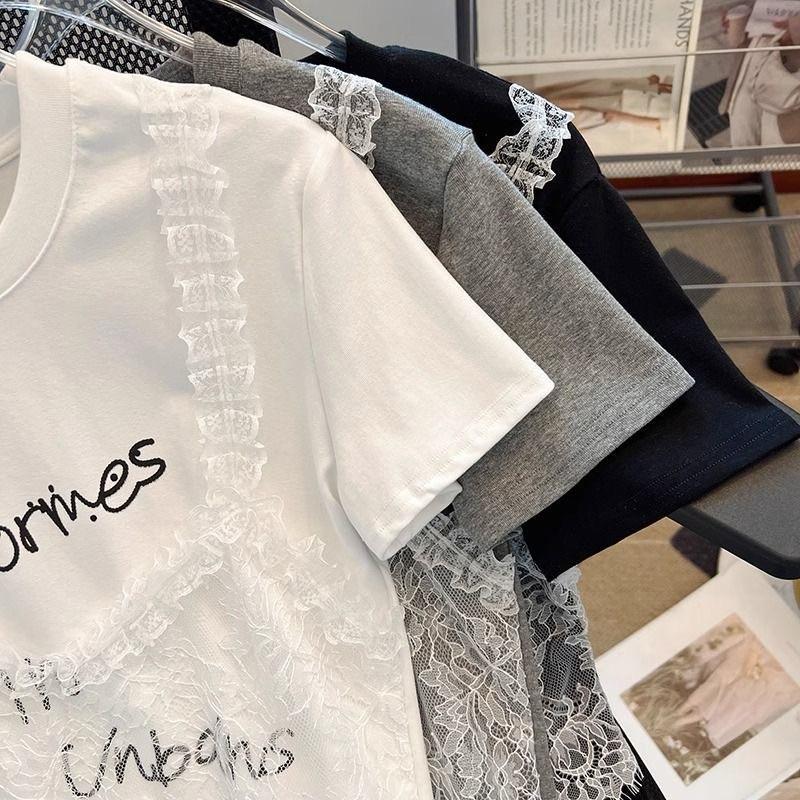 𝐑𝐈𝐂𝐇｜現貨🔥假兩件拼蕾絲短袖上衣-細節圖2