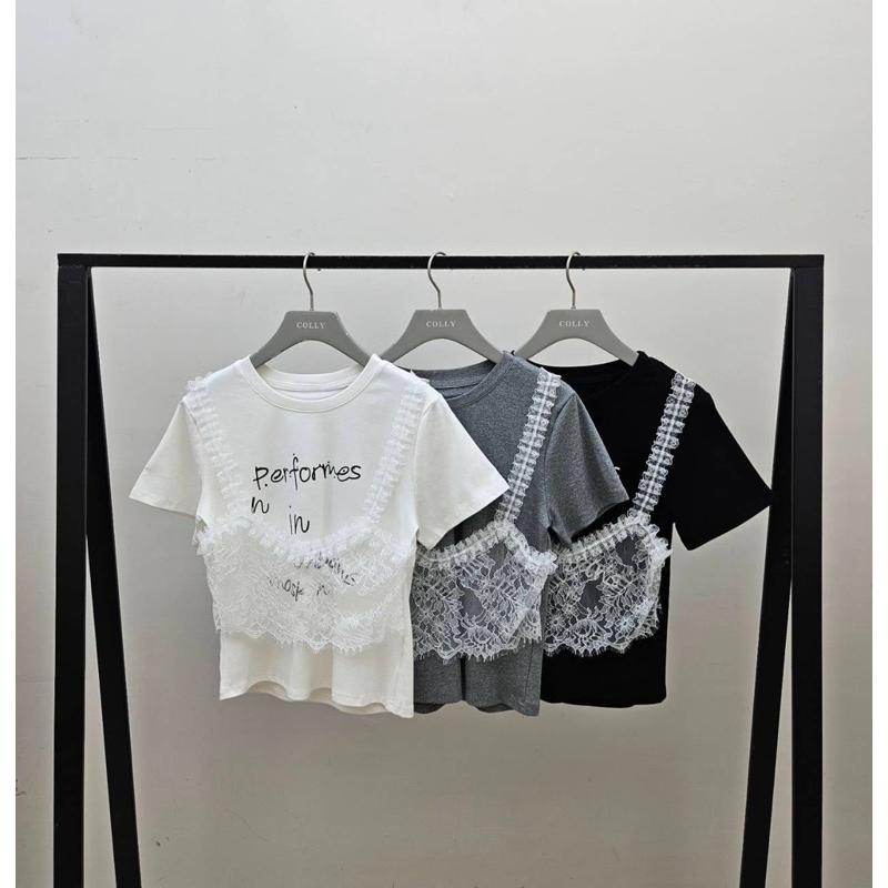 𝐑𝐈𝐂𝐇｜現貨🔥假兩件拼蕾絲短袖上衣-細節圖5