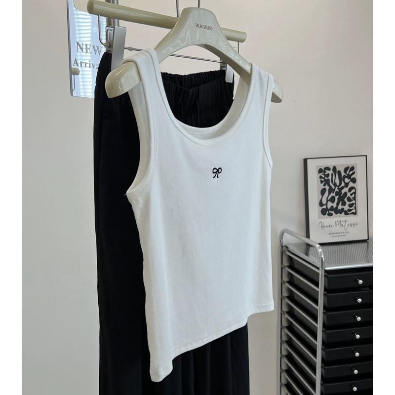 𝐑𝐈𝐂𝐇｜現貨🔥新品特價♡蝴蝶結刺繡純棉無袖背心-細節圖3