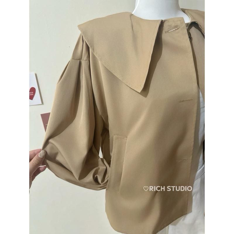 𝐑𝐈𝐂𝐇｜現貨❤️實拍*韓版復古短版薄款風衣外套-細節圖8