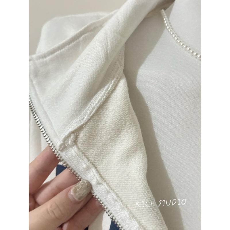 𝐑𝐈𝐂𝐇｜現貨🫶🏻實拍*秋冬大學T新款加厚美式復古拉鍊外套立領大口袋上衣-細節圖6
