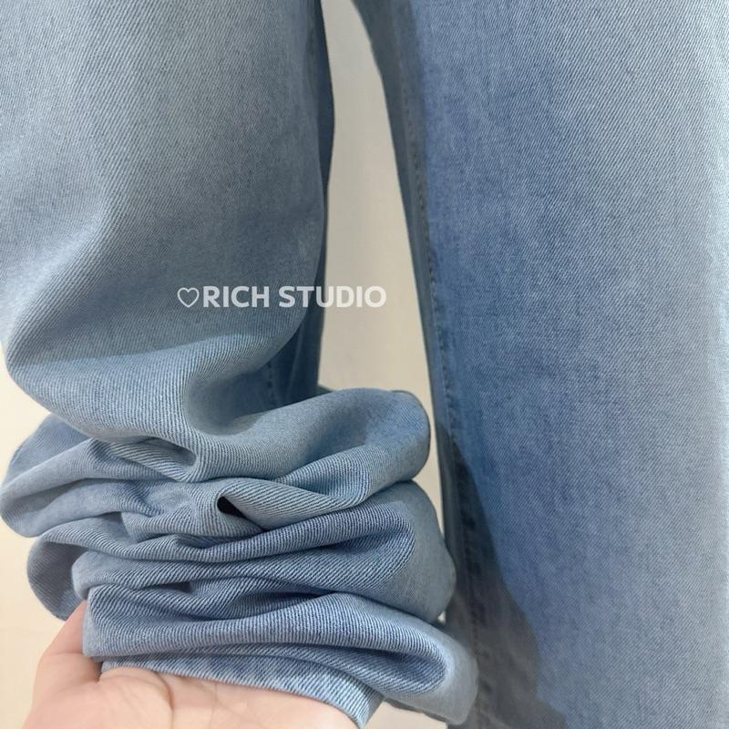 𝐑𝐈𝐂𝐇｜現貨+預購🫧天絲闊腿冰絲夏季薄款淺藍色牛仔褲-細節圖7