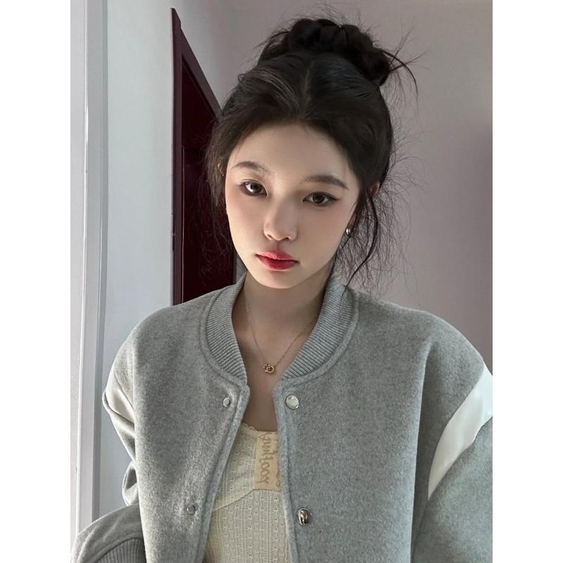 𝐑𝐈𝐂𝐇｜現貨🫶🏻韓系學院風拼接撞色棒球外套-細節圖4