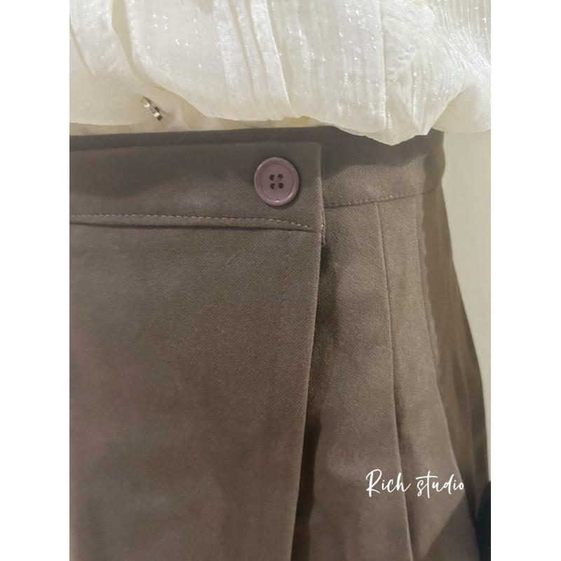 𝐑𝐈𝐂𝐇｜現貨+預購♡顯瘦A字毛呢百褶裙超好搭♡有安全褲-細節圖9