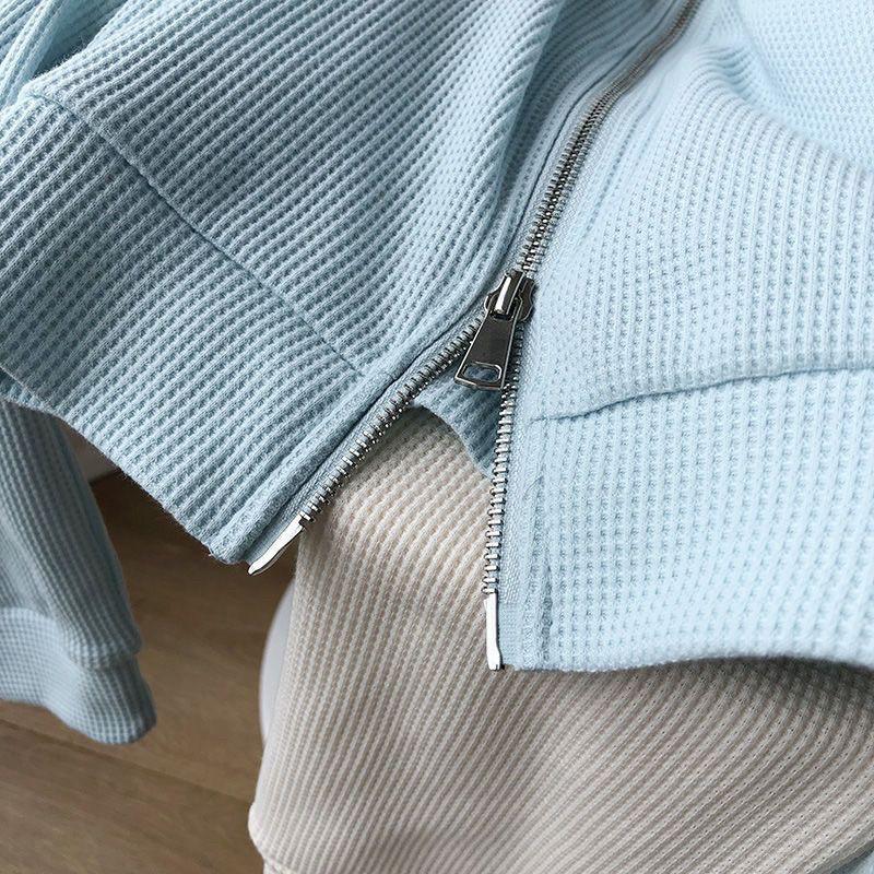 𝐑𝐈𝐂𝐇｜現貨🫶🏻棉華夫格短款雙拉鍊外套-細節圖4