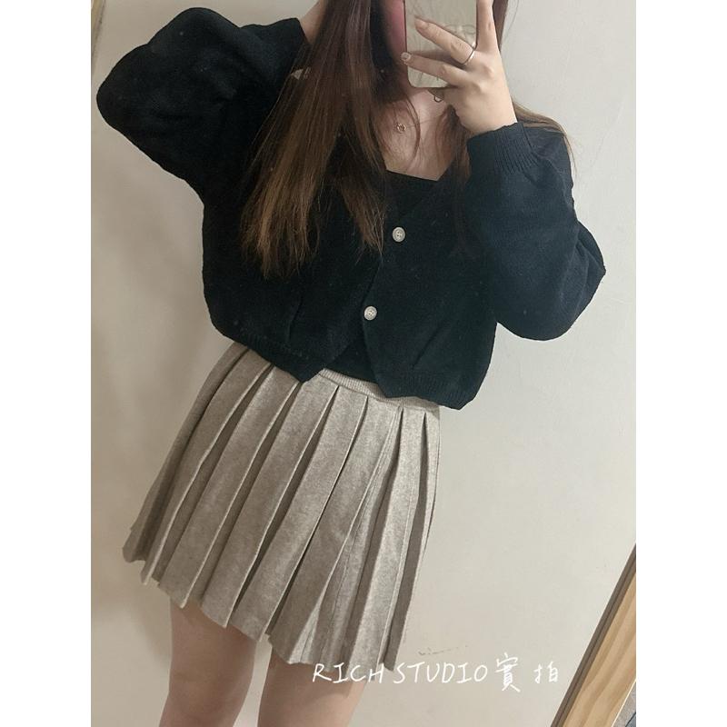 𝐑𝐈𝐂𝐇｜超顯瘦遮跨針織百褶裙🫶🏻現貨-細節圖8