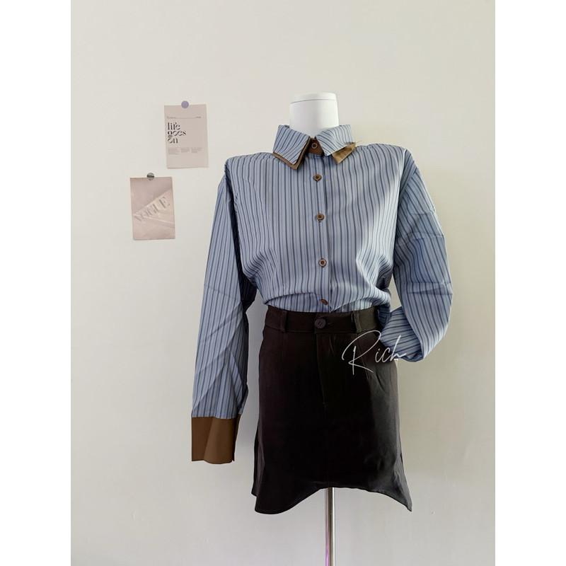 𝐑𝐈𝐂𝐇｜現貨🔥實拍*高級感寬鬆竪條紋襯衫+灰色半身短裙-細節圖6