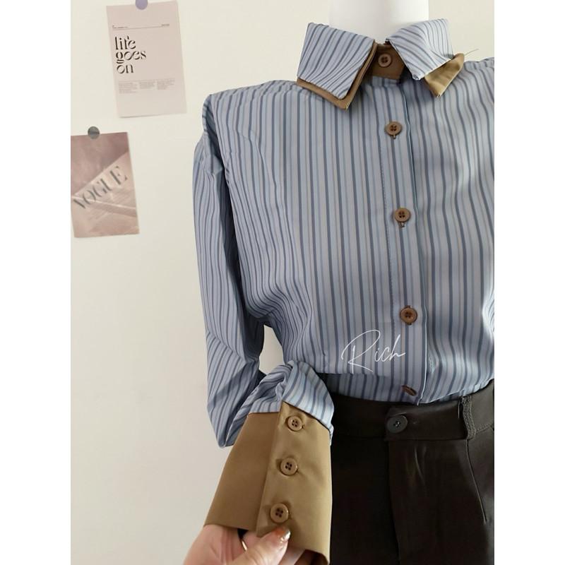 𝐑𝐈𝐂𝐇｜現貨🔥實拍*高級感寬鬆竪條紋襯衫+灰色半身短裙-細節圖9