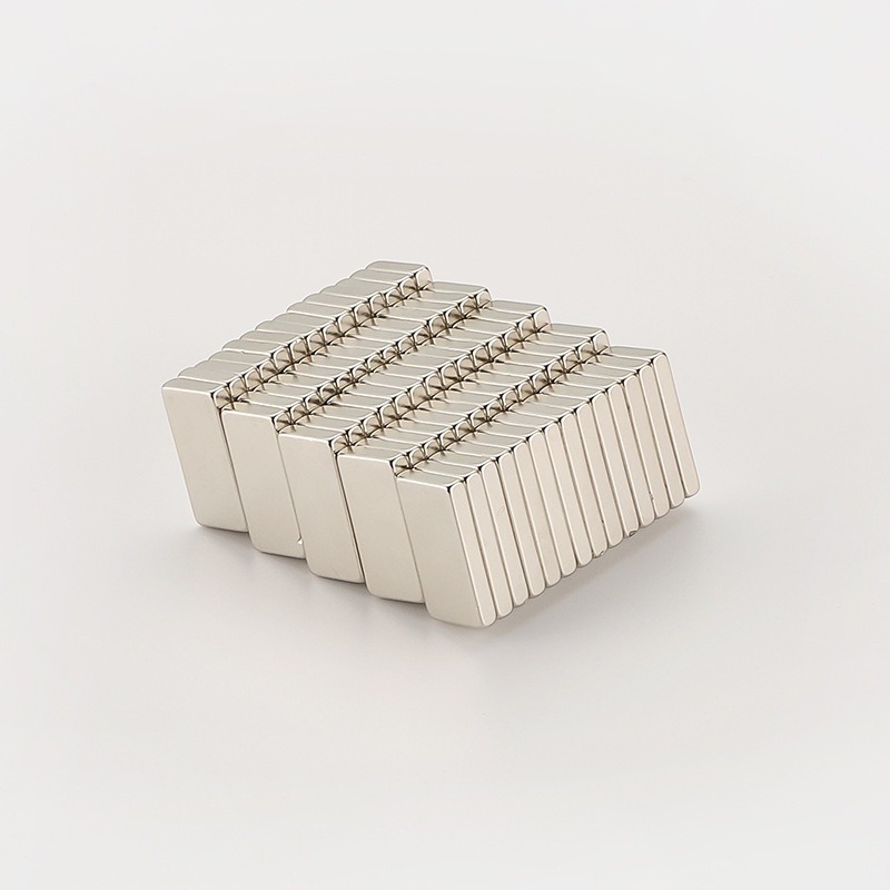 9.長方30*10*2mm一個