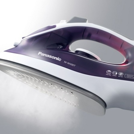 12H快速出貨 發票保固 Panasonic 國際牌 NI-M300 蒸氣 電熨斗 熨斗 燙熨 襯衫-細節圖5
