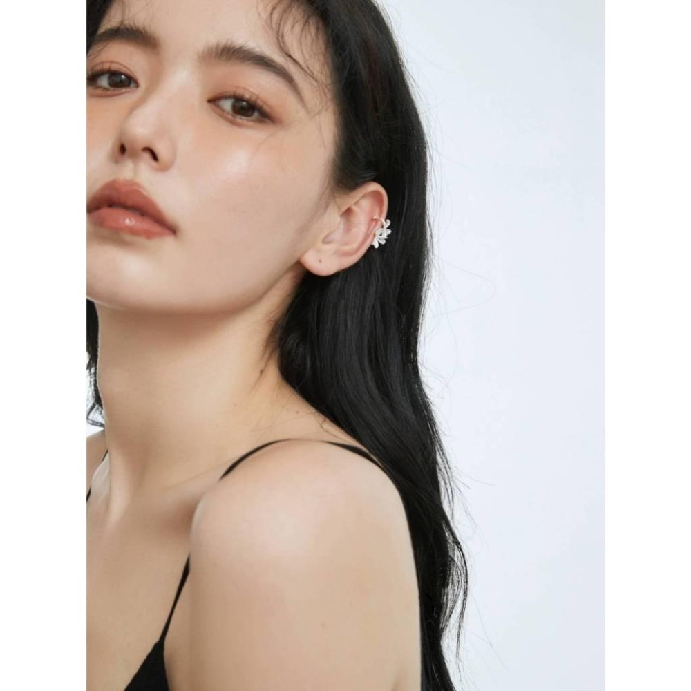 日本花朵造型純銀耳夾 全新 S925銀鍍白金-細節圖3