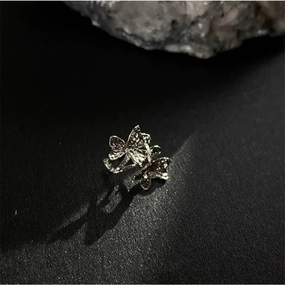 日本花朵造型純銀耳夾 全新 S925銀鍍白金-細節圖5