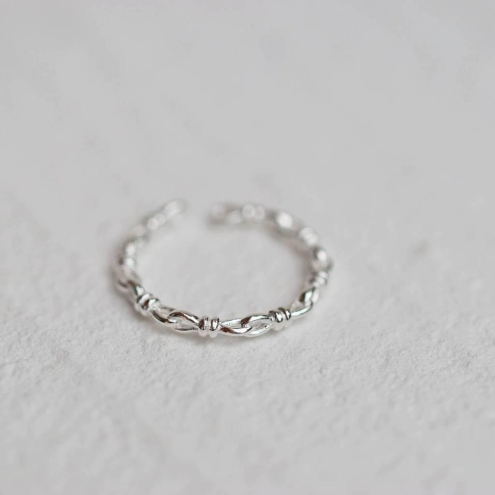 日本小眾品牌 純銀法式浪漫編織造型戒指 銀色全新 內徑約16.5mm 開口可調節-細節圖6