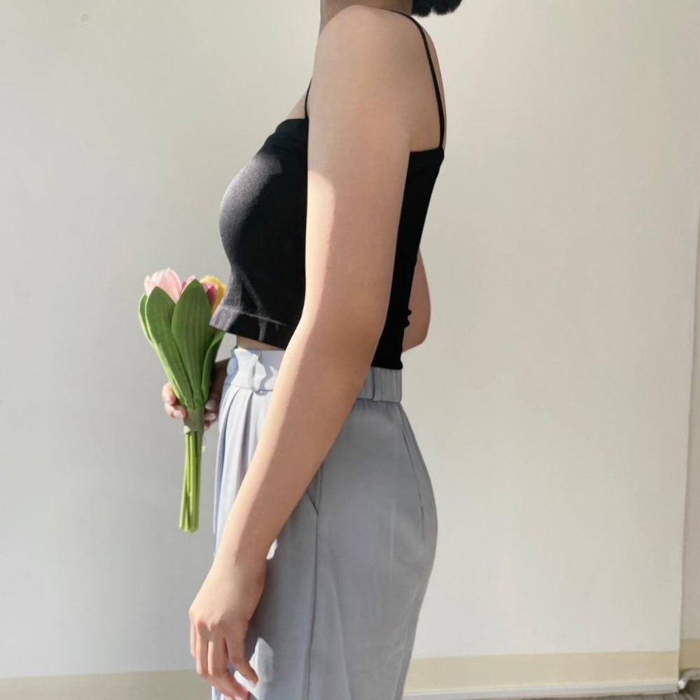 涼感胸墊小可愛 附胸墊 細肩小可愛 細肩 涼感小可愛 棉質彈性 夏天必備 平口背心 舒適背心 露背背心 內搭背心 背心-細節圖4