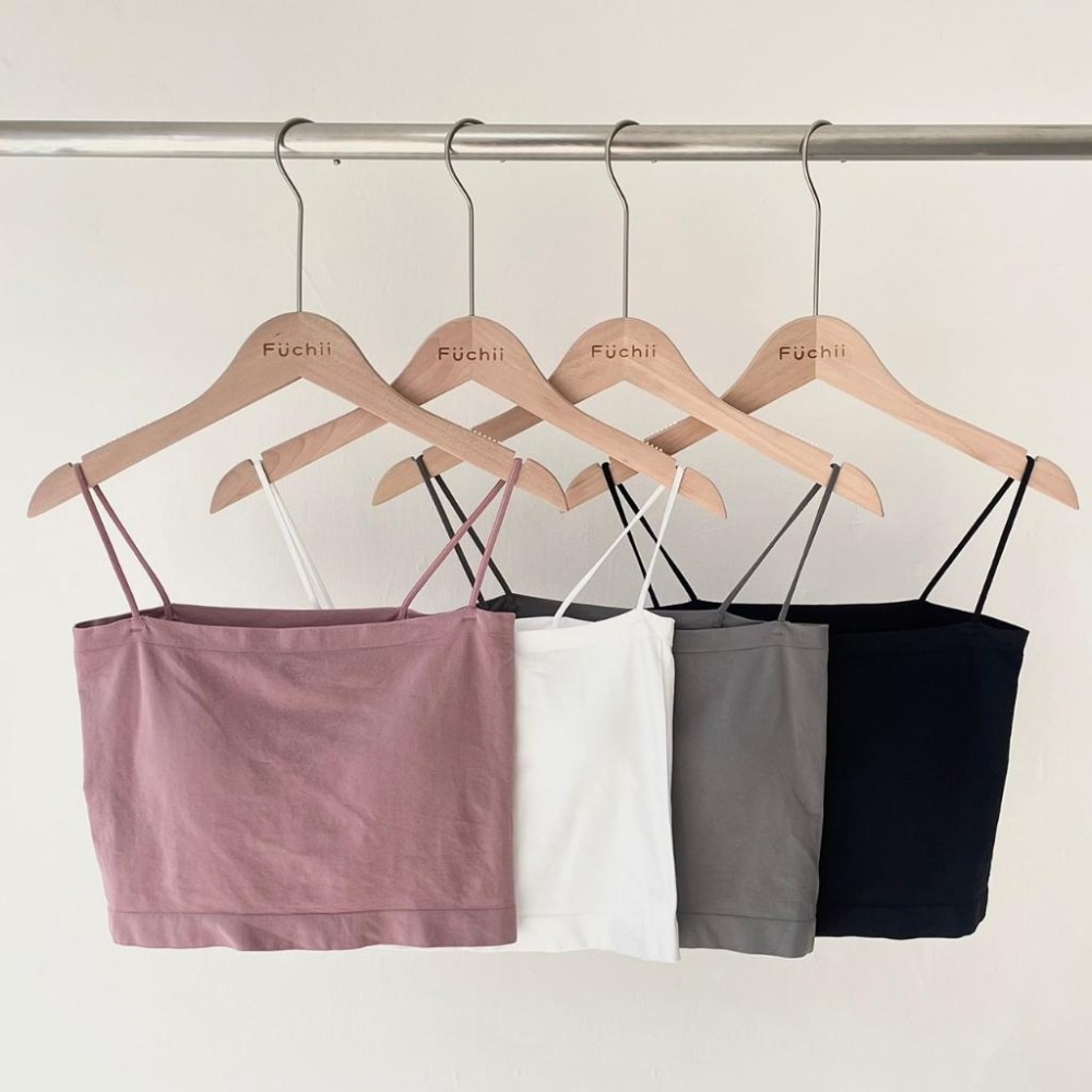 涼感胸墊小可愛 附胸墊 細肩小可愛 細肩 涼感小可愛 棉質彈性 夏天必備 平口背心 舒適背心 露背背心 內搭背心 背心-細節圖7