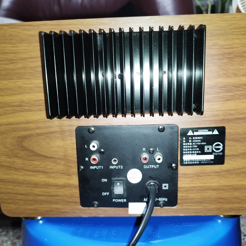 JS 震天雷-雙重低 音全木質三件式多媒體喇叭(J Y3240)~二手商品-細節圖4