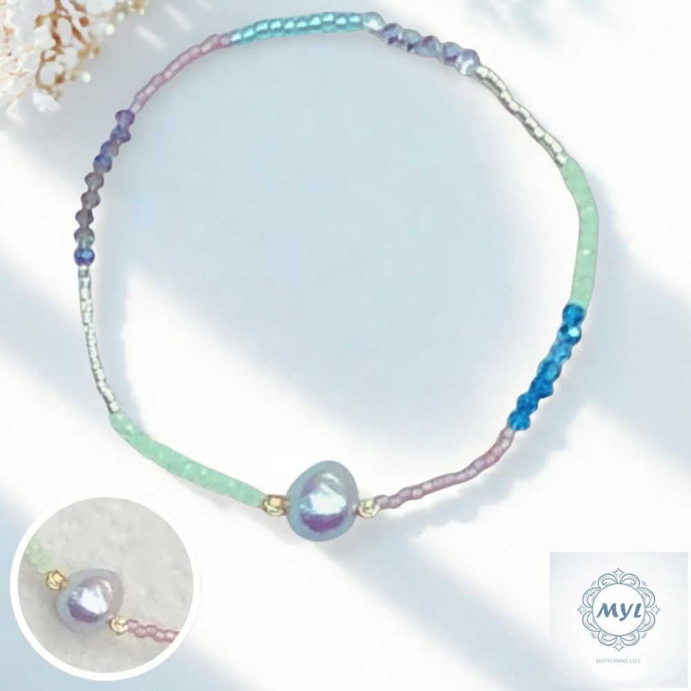 MYL 韓國製造 淡水珍珠 紫偏光 晶鑽彩珠手鍊Bracelet『現貨』圓形直徑約為：6cm 可伸縮調整款{大人小孩可戴-細節圖3