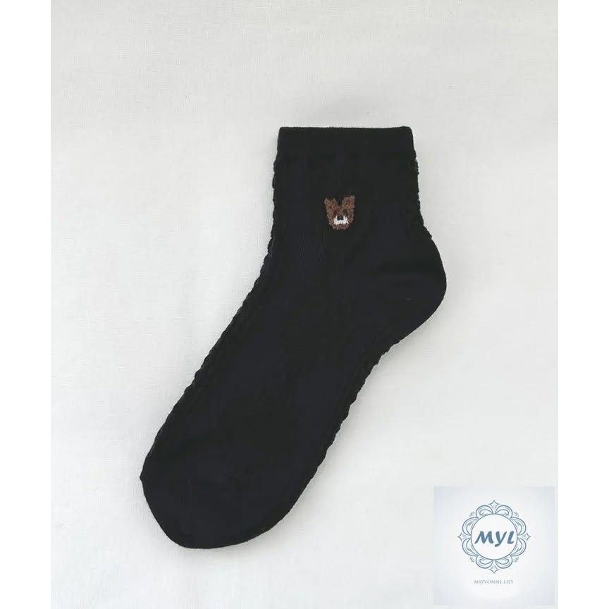 MYL  【韓國正品】純棉小熊刺繡襪 『現貨』 可愛小熊短襪設計款 長度約：23.5cm 經典黑 刺繡工藝款-細節圖2