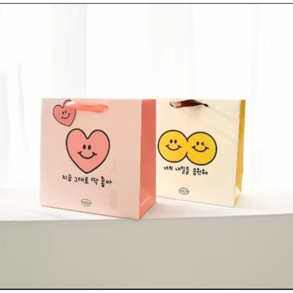 現貨 🇰🇷 韓國大創 DAISO 微笑 笑臉 愛心 鉛筆盒 信紙信封套組 信紙 信封 禮物袋 紙袋 迷你卡-細節圖3