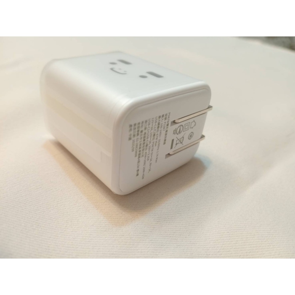 PChome BOXMAN｜67W｜GaN 氮化鎵｜雙USB-C 急速充電器｜⭐️可愛白｜全新 從未使用-細節圖9