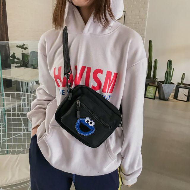 芝麻街單肩帆布包 時尚可愛斜挎包 搞怪卡通學生侧背包 網紅手機包 時尚迷你包 復古撞色寬肩帶單肩包 零錢-細節圖2