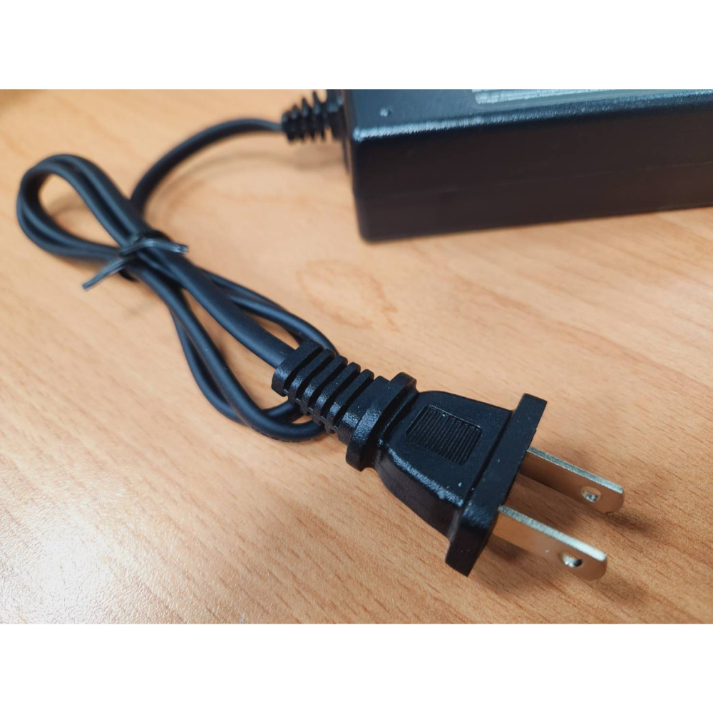 變壓器 🍎 建興 12V 6A 橫 內徑 2.5 外徑5.5 🍎 適用監視器、液晶螢幕-細節圖5